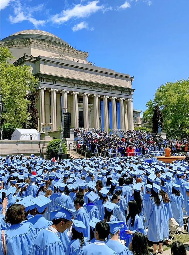 慕华卢女子大学
